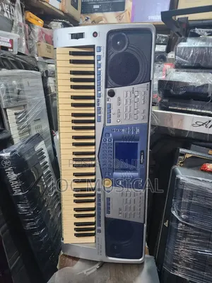 Yamaha Keyboard PSR 1100