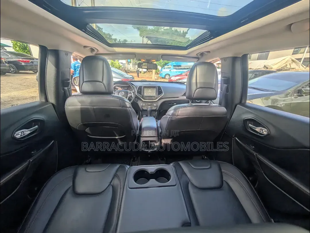 Jeep Cherokee Trailhawk 4x4 2016 Gray
