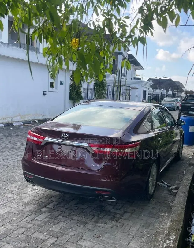 Toyota Avalon 2014 Red