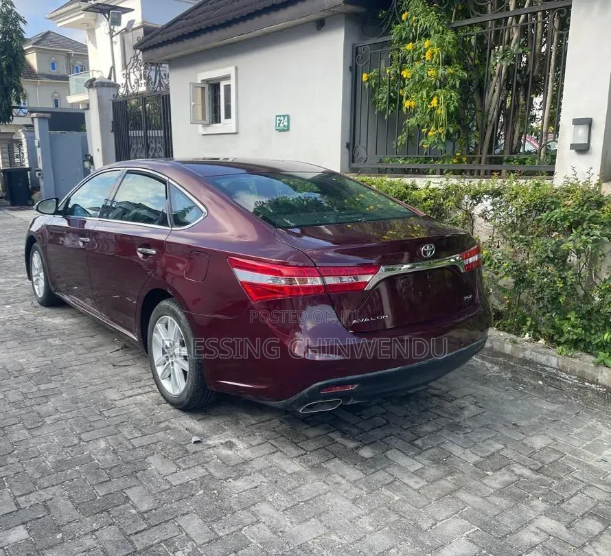 Toyota Avalon 2014 Red