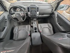Nissan Frontier 2012 Silver