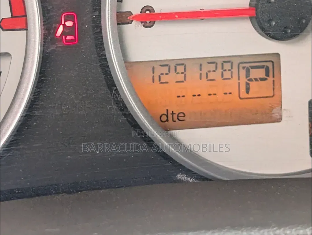 Nissan Frontier 2012 Silver