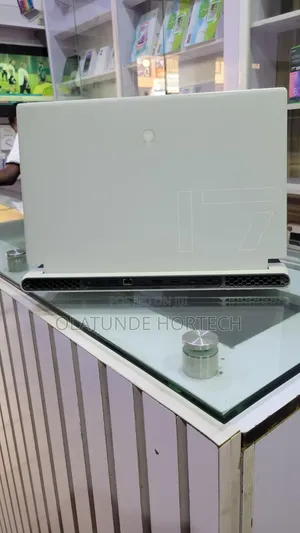 Laptop Alienware 17 R1 32GB Intel Core i9 SSD 1T