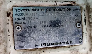 Toyota HiAce 2001 White