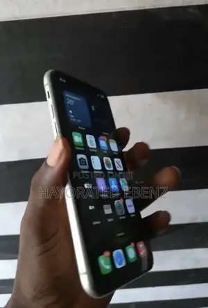 Apple iPhone 11 128 GB White