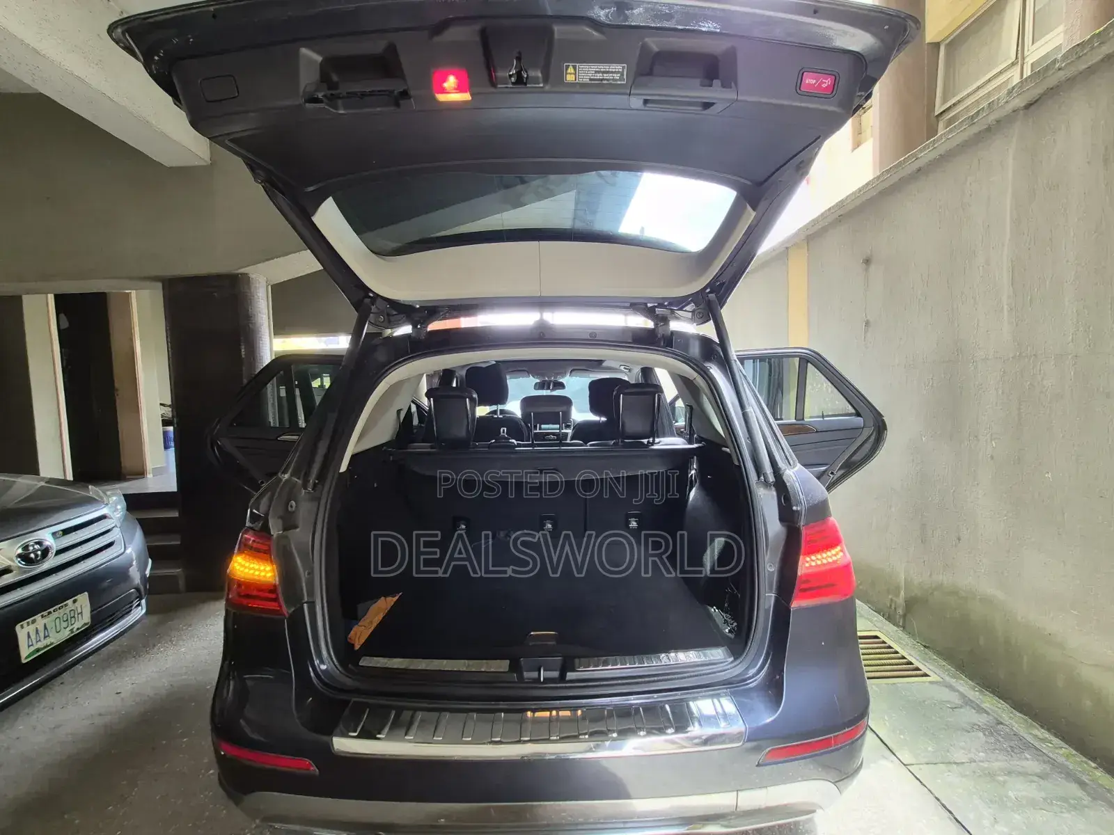 Mercedes-Benz M Class 2013 Blue