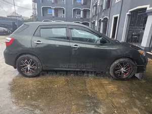 Toyota Matrix 2011 Green