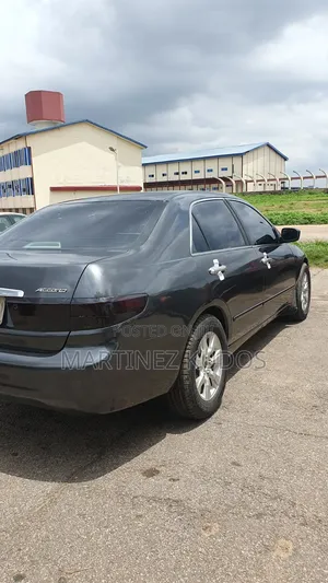 Honda Accord 2005 Gray