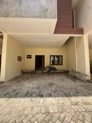 2bdrm Townhouse / Terrace in Fha Lugbe for rent