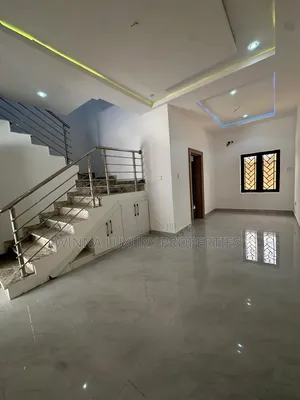 2bdrm Townhouse / Terrace in Fha Lugbe for rent