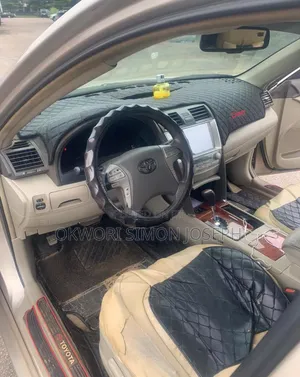 Toyota Camry 2008 Gold