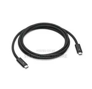 Apple Thunderbolt 4 (USB‐C) Pro Cable (1M) Unboxed.