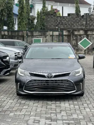 Toyota Avalon Limited FWD Sedan (3.6L 6cyl 6A) 2016 Gray