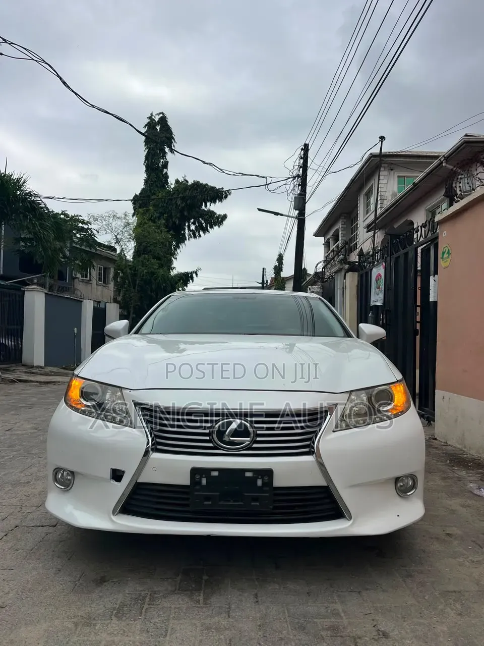 Lexus ES 2013 White