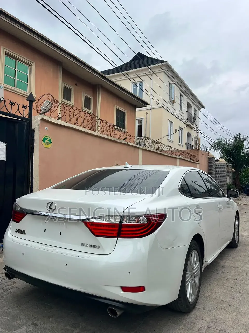 Lexus ES 2013 White