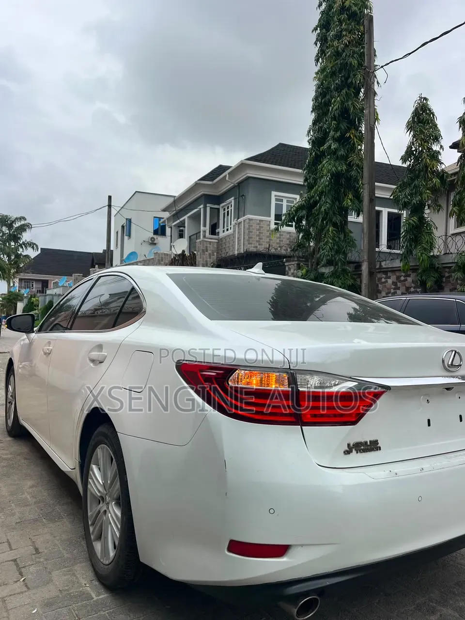 Lexus ES 2013 White