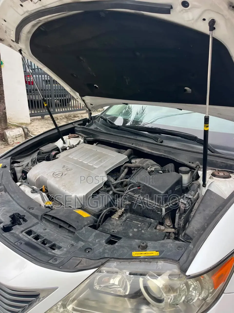 Lexus ES 2013 White