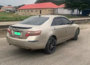 Toyota Camry 2008 Gold