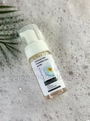 Exfoliating Foaming Face Wash