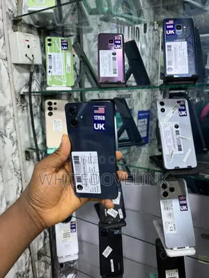 Samsung Galaxy A06 128 GB Black