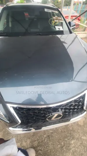 Lexus NX 2016 Green