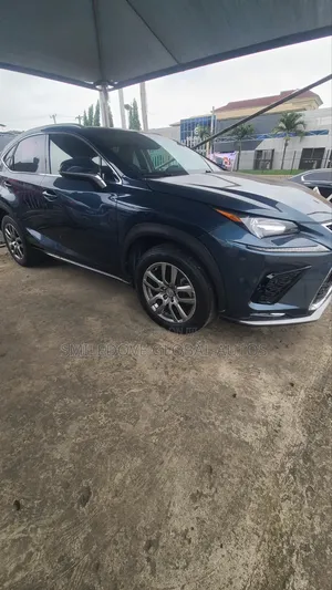 Lexus NX 2016 Green