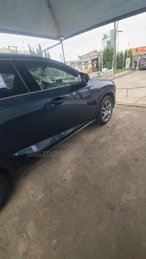 Lexus NX 2016 Green