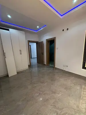 2bdrm Townhouse / Terrace in Expressview Estate, FHA for rent