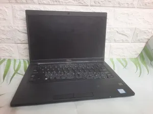 Laptop Dell Latitude 7390 8GB Intel Core i7 SSD 256GB