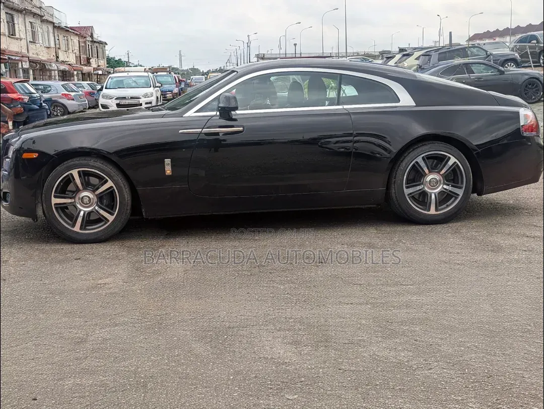Rolls-Royce Wraith 6.6 RWD 2016 Black