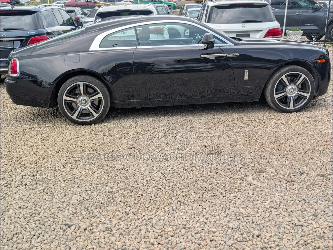 Rolls-Royce Wraith 6.6 RWD 2016 Black