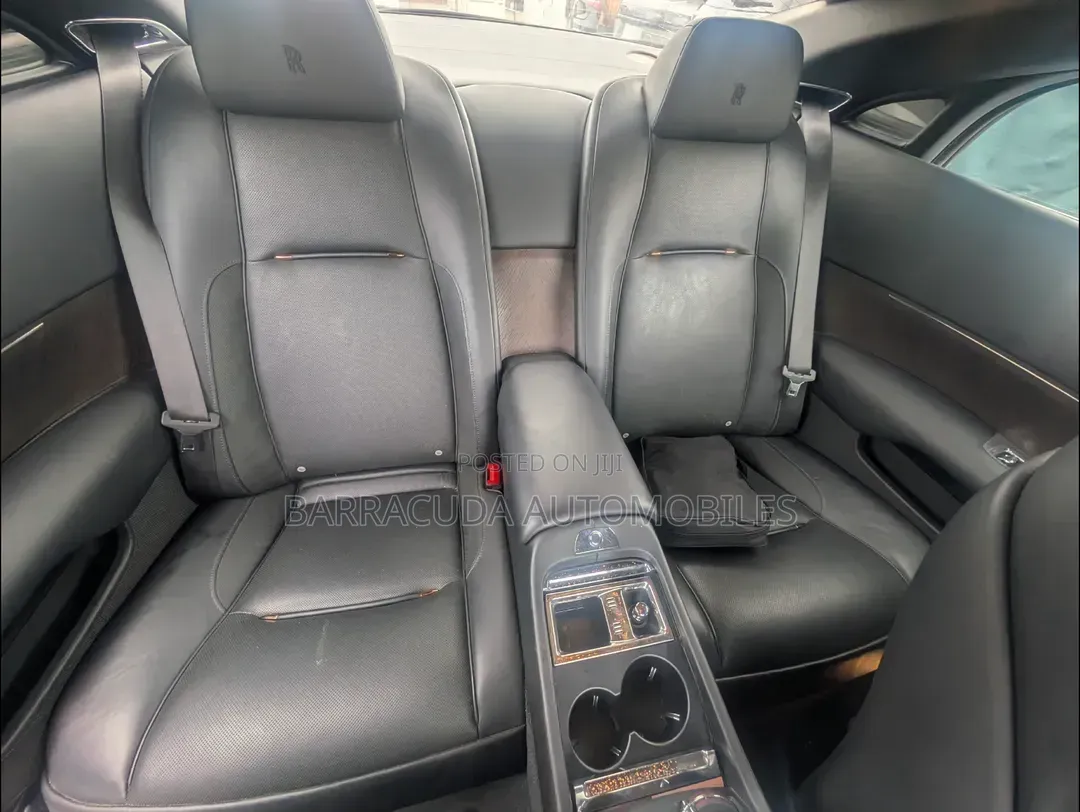 Rolls-Royce Wraith 6.6 RWD 2016 Black