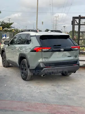 Toyota RAV4 TRD Off Road 2021 Ivory
