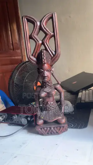 Hand-Carved Yoruba Wooden Sculpture – Signed “OTAIMO” | Nigerian Art