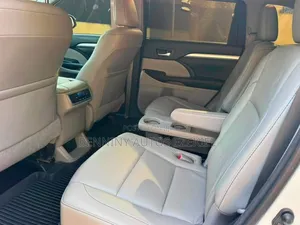 Toyota Highlander 2018 White