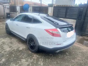 Honda Crosstour 3.5 AWD 2015 White