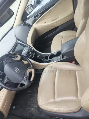 Hyundai Sonata 2012 Red