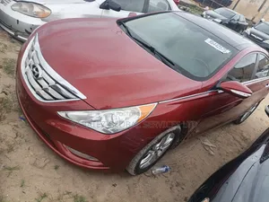 Hyundai Sonata 2012 Red