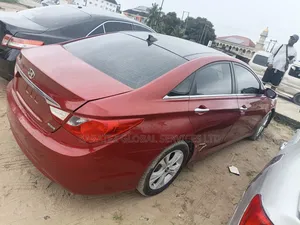 Hyundai Sonata 2012 Red