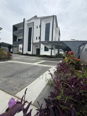 6bdrm Duplex in Guzape District for sale