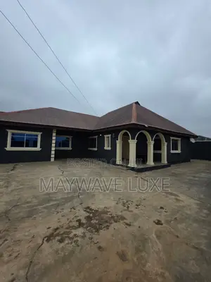 Furnished 3bdrm House in Alakia for sale