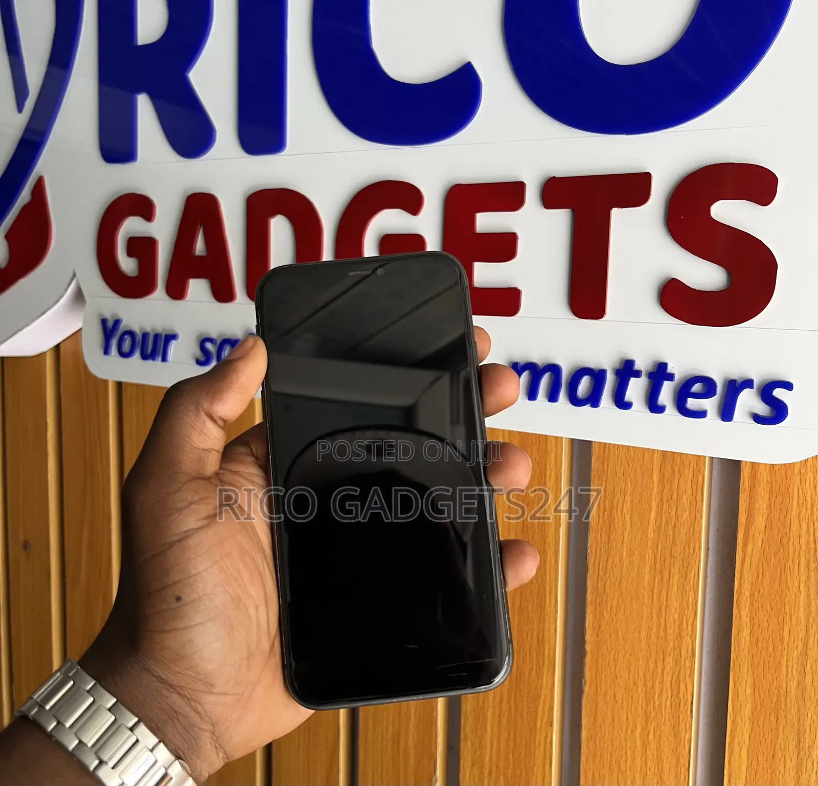 Apple iPhone 11 64 GB Black