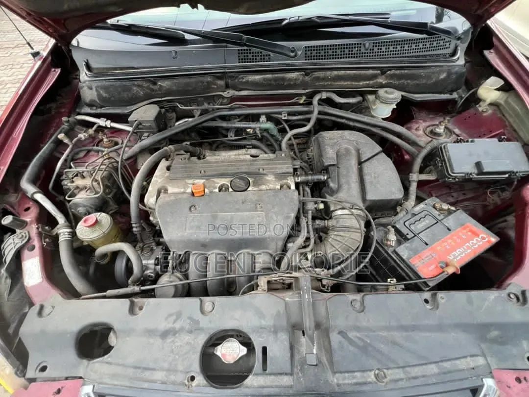 Honda CR-V 2005 Red