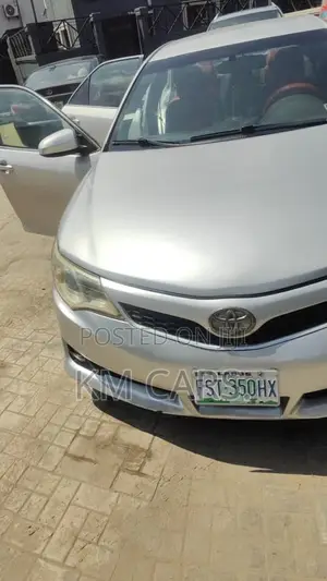 Toyota Camry 2013 Silver
