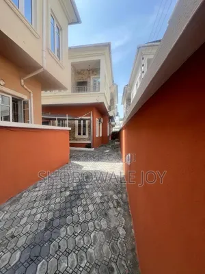 4bdrm Duplex in Bera, Chevron for rent