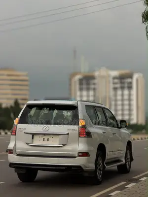 Lexus GX 460 Luxury 2016 White