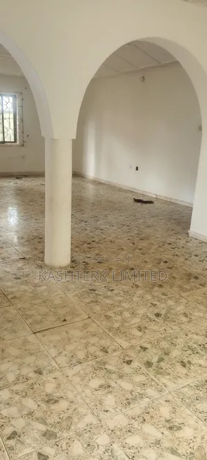 4bdrm Bungalow in Area Council, Road, Bwari / Bwari for rent