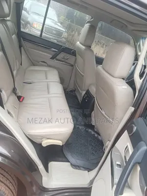 Mitsubishi Pajero 2018 Gray