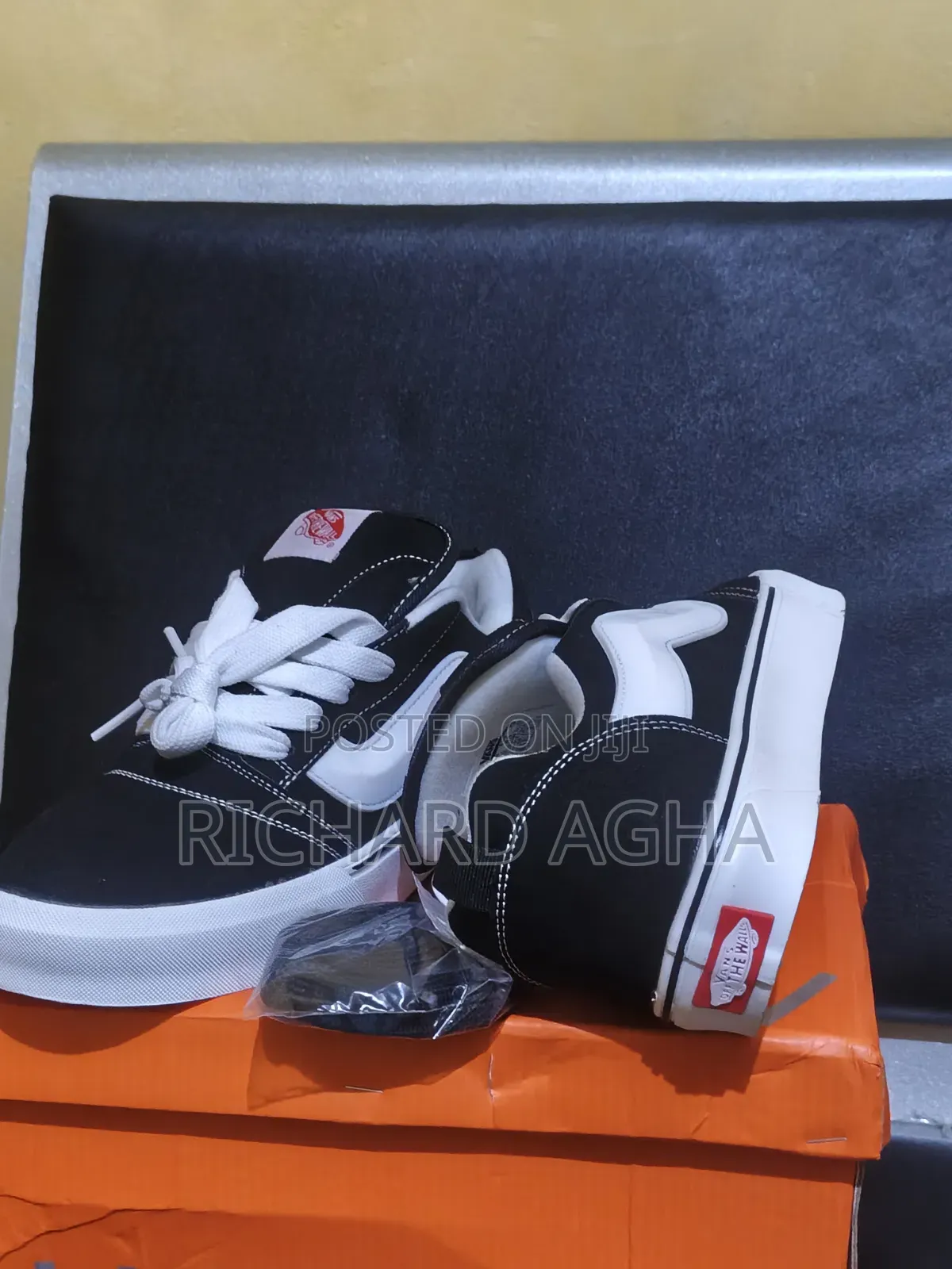 Vans Sneakers