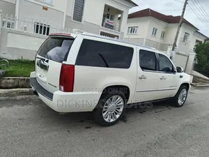 Cadillac Escalade 2011 White